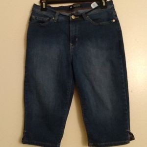 Lee denim capris